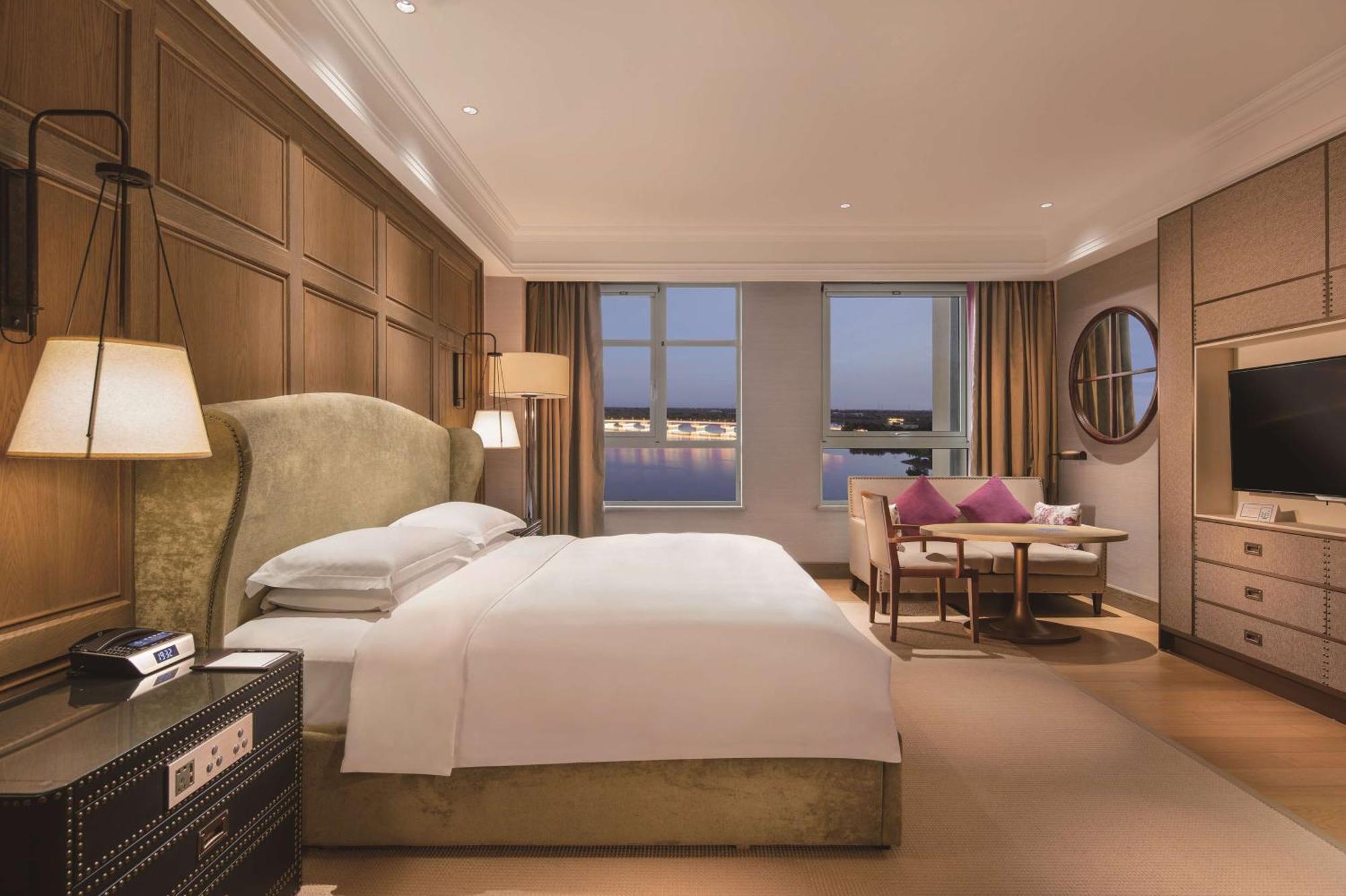 Hilton Wenan Hotel Langfang Bagian luar foto